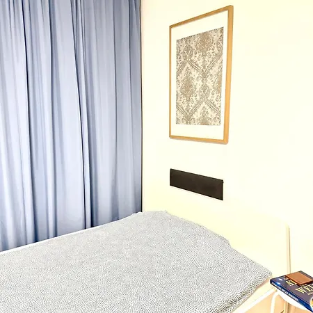 #business-messe-2-bedroomapartment&balcony